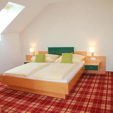 Gasthof Martinhof Hotel 3*